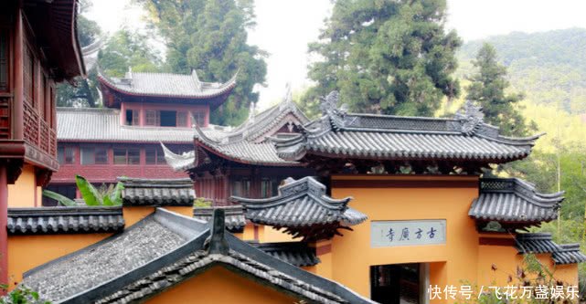 我国香火“最”旺的寺庙,不收取门票费,吃一顿饭只需要两块钱