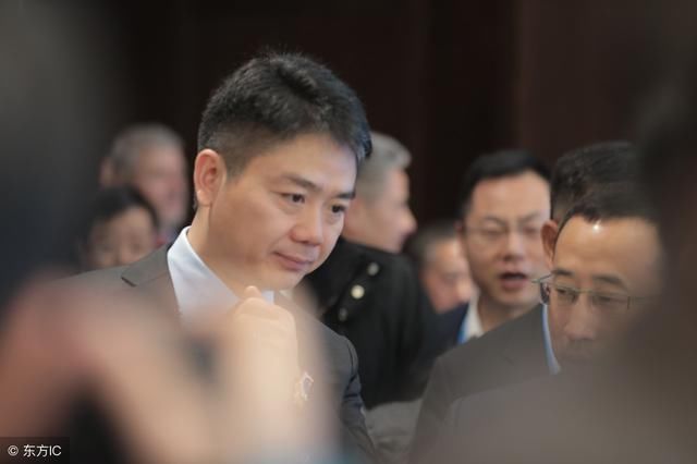 美律师解读刘强东 涉及强奸案分析，根本不可能，是谣言也是迫害