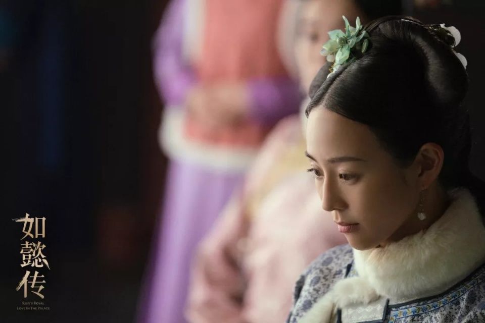 脸小到能埋碗里!海兰终于逆袭，张钧宁美妆教程已上线!