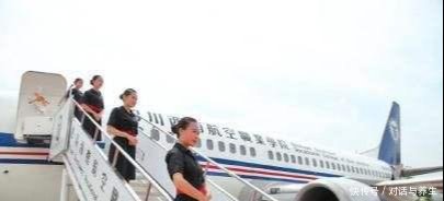 坐飞机不能自带饮料，为何机场售卖的饮料，却可任意携带