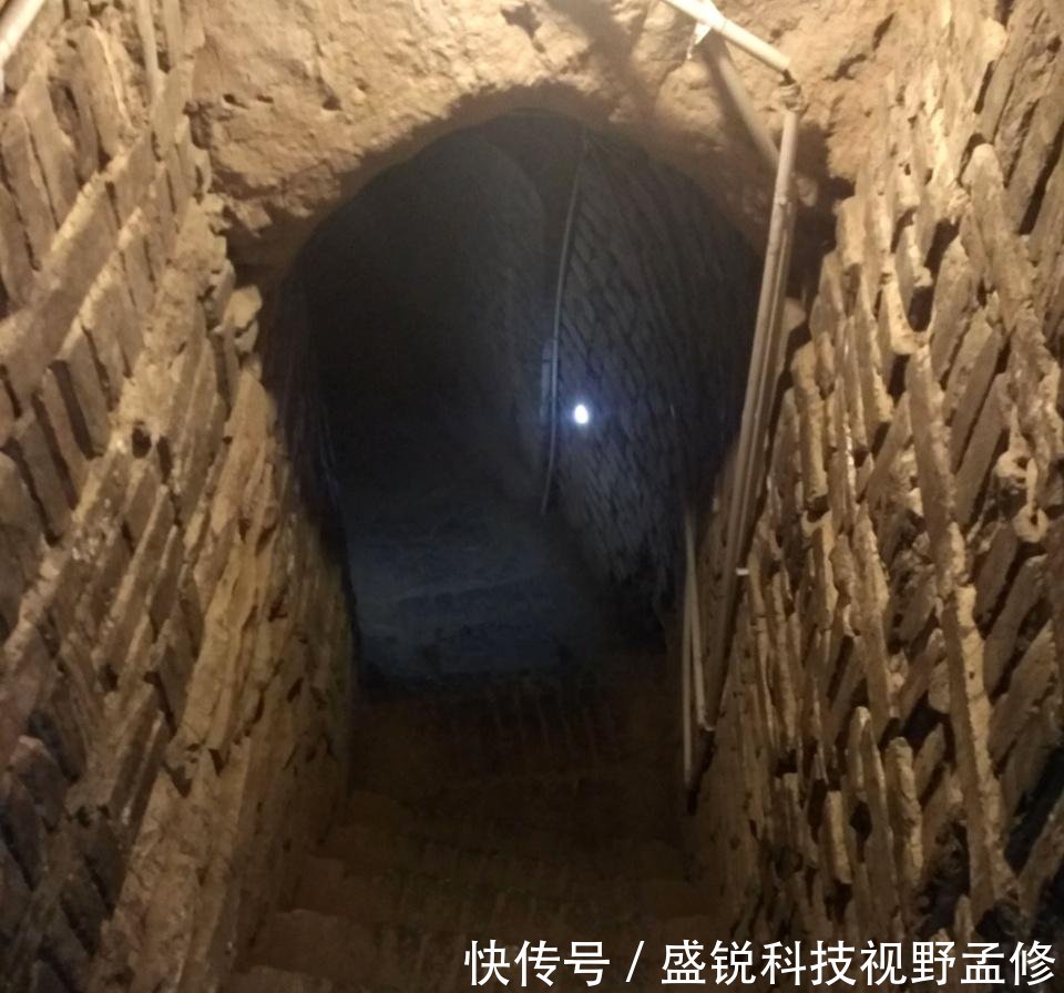 中国最神秘的古村，地面对应天上星象，地下是神秘地道，山西这个