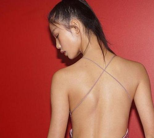 超模王艺删不掉的照片, 比奚梦瑶还夸张, 图4纪凌尘你怎么看?