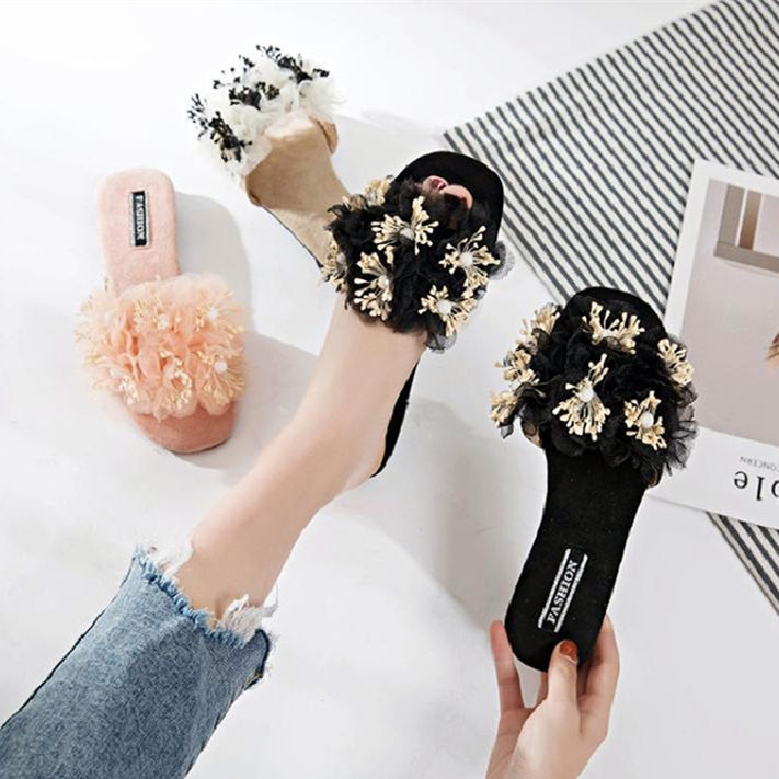 这一定是今年最性感又温柔的凉鞋了,优雅洋气,女人味十足