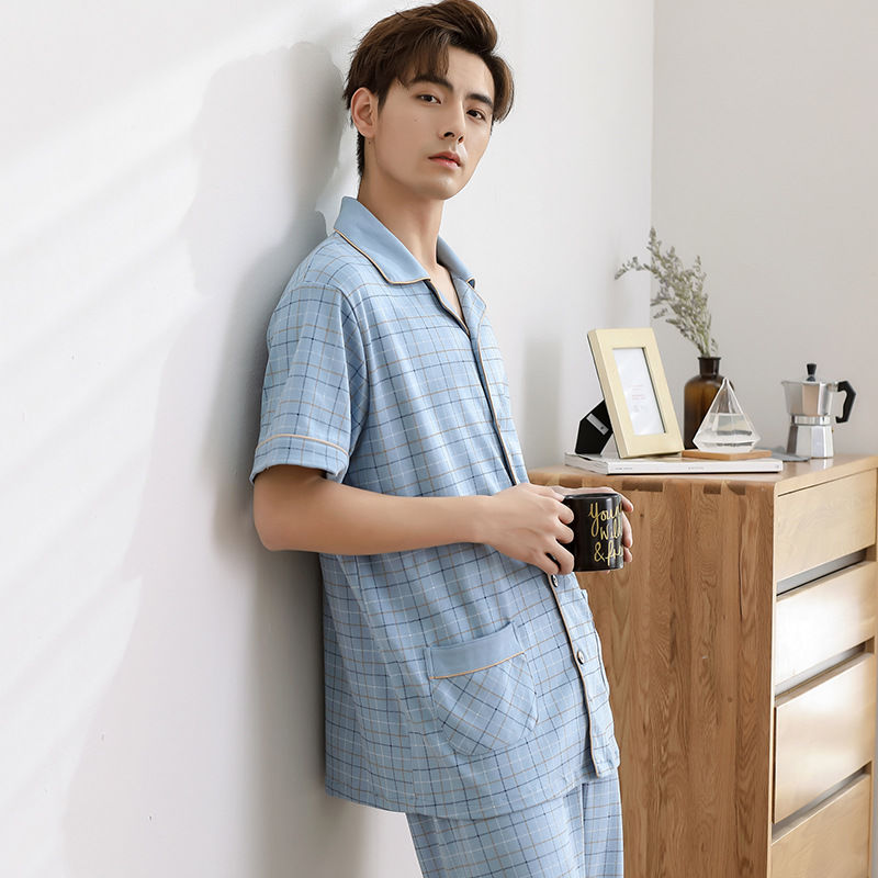 居家主要是舒服，舒服的居家服很重要，还带一丝“性感”