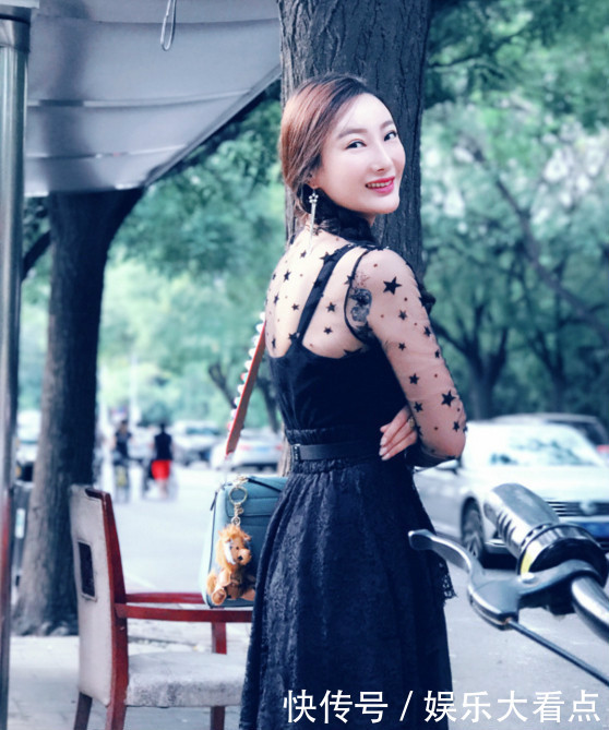 王李丹妮到底瞒着我们拍了多少电影?网友:我只