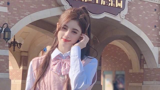  「发型」让男生心动的几款长发,女生觉得很普通,实际上很女神