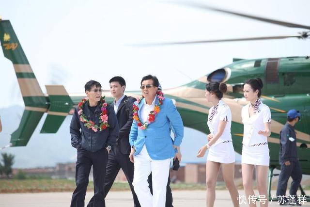 已经60岁还没结婚, 靠一瓶饮料成为超级富豪, 千亿资产该给谁呢