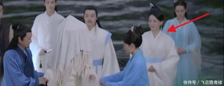 八荒@《枕上书》在白浅大婚时, 有谁注意到凤九的娘亲? 她才是四海八荒第一美人