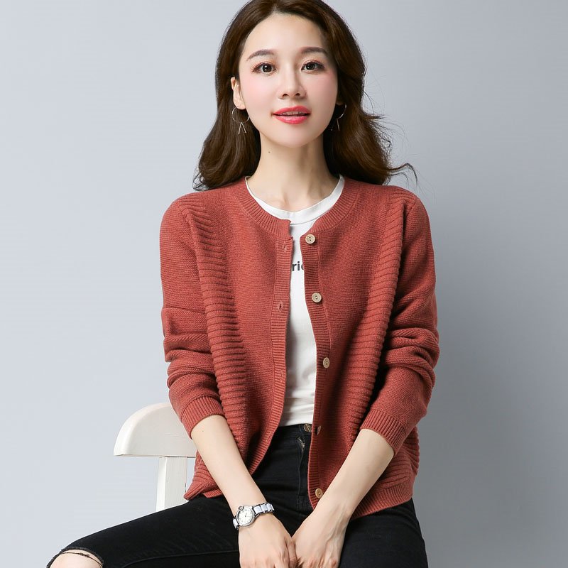 国庆出游别穿打底裤!建议试试下面这几款女装，忒忒忒美嫩