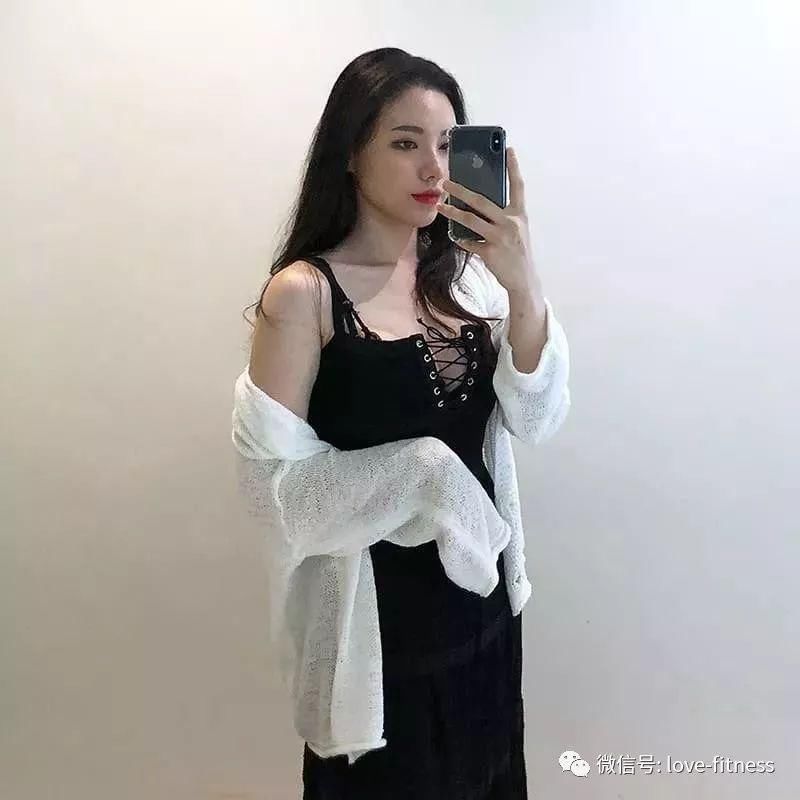 从100公斤减到50公斤，如今她漂亮到亲妈不敢认!