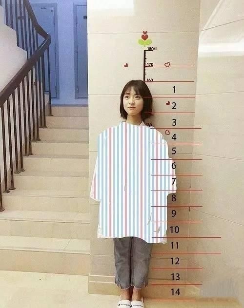 看了鞠婧祎的未修图，再看看沈月，这差距原谅我不厚道地笑了