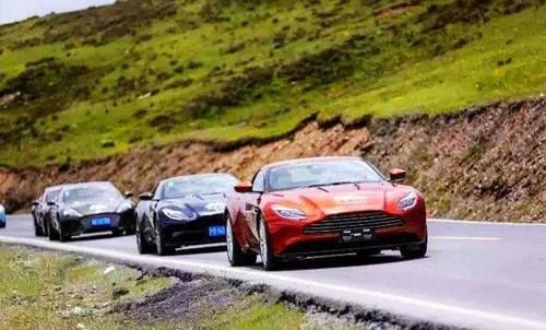 『豪车』川藏线上被遗弃的“豪车”,为啥无人敢回收?当地人:我们又不傻