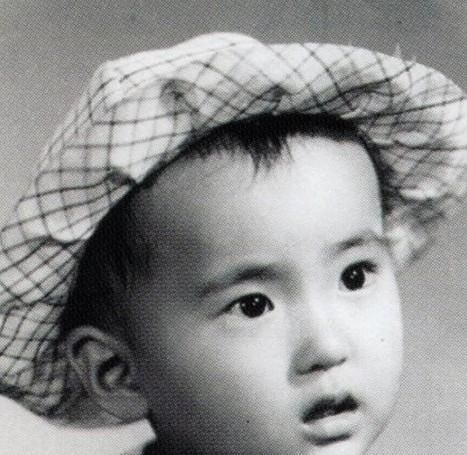 #老照片#陈晓旭这么美原来她有一个高颜值妈妈几张老照片看尽她简短一生