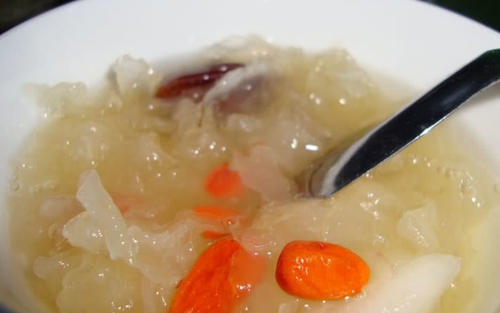 女孩们只要吃对东西，做个精致的猪猪女孩，美容养颜了解一下