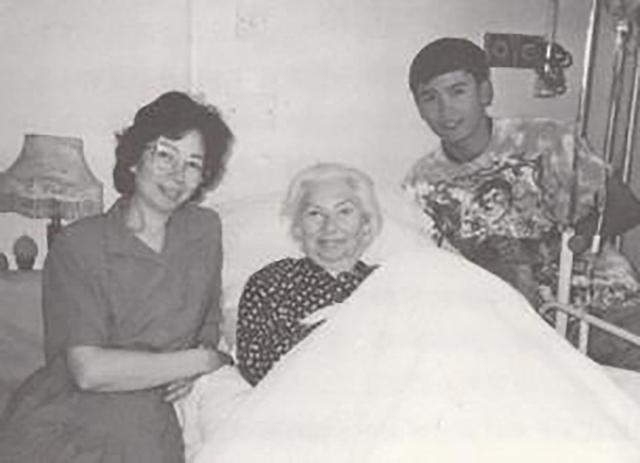 杨宪益:她不听父母劝阻远嫁中国,多年后母亲预言的悲剧成真,却说不后悔