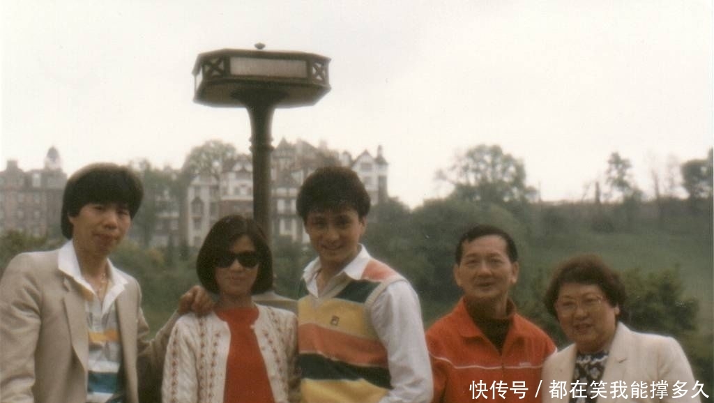  『老照片』老照片：翁美玲带男友汤镇业见家长，双方相处很和谐