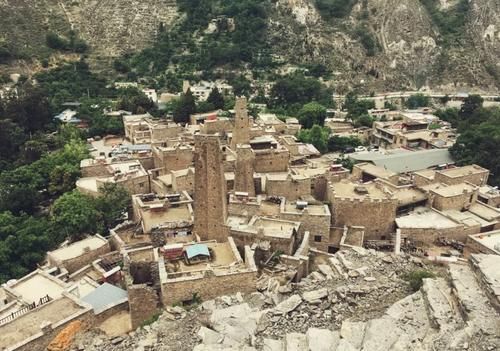 川西北自驾游，3天250公里看到最美四川！