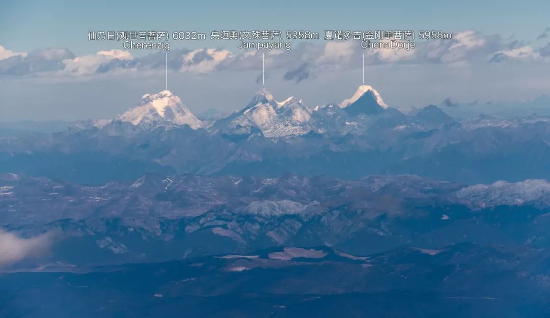坐飞机去拉萨的时候，你沿途会看到什么？