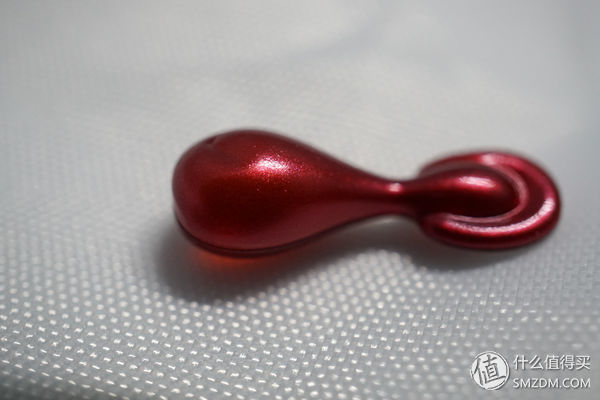 补水效果不错 - 德国Rival de Loop眼部精华原液胶囊