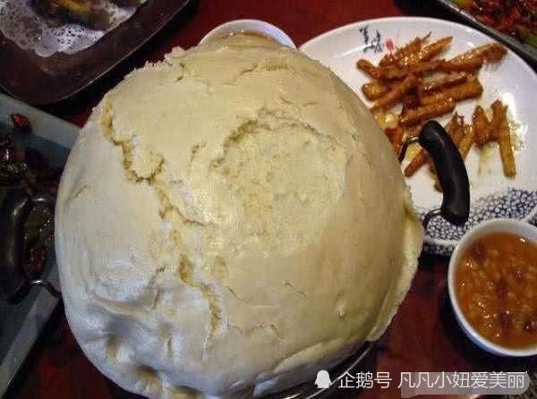 去东北旅游点了四个菜，服务员劝都不听，结果呢活该！