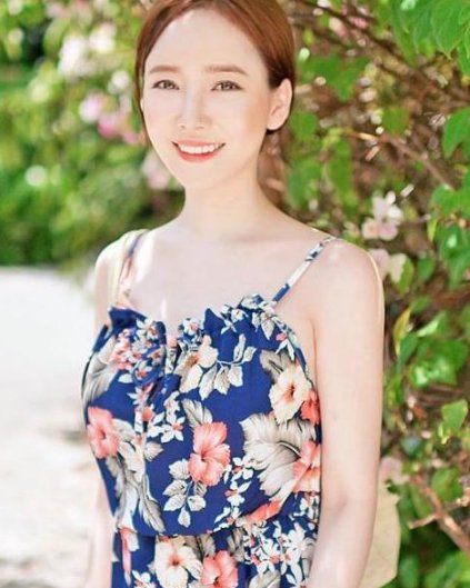 人像摄影:图3是流落人间的神明吗?我看见她身上有万丈光芒!