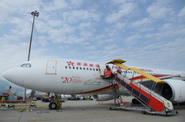  「改善财政」港媒：对香港航空未能改善财务状况非常不满，港府