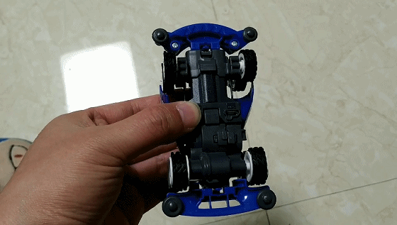 AULDEY 奥迪双钻 零速争霸四驱车 开箱体验