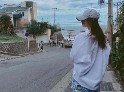 只看“背影”,你能找出热巴和赵丽颖吗?不是真爱粉真的很难找出