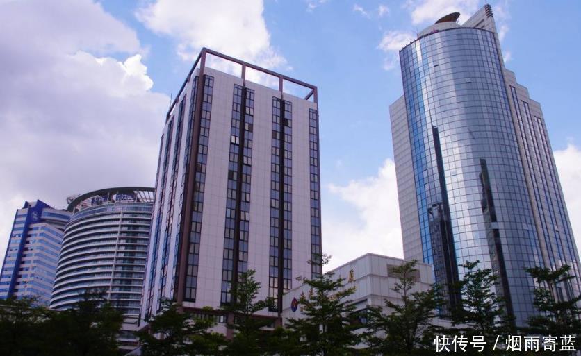国内各地摩天建筑总数前四强，北京缺席，四大城市上榜，厉害吧！