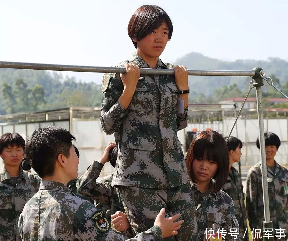 新兵连的女兵在部队干什么,进部队前女生必须