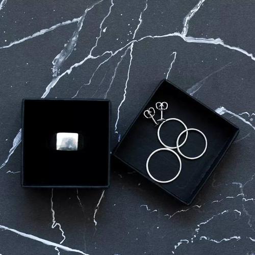 极简风的北欧首饰，安抚了你的少女心！