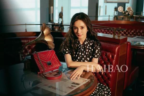 杨幂带火了这么多单品,如今是要进军设计圈了?