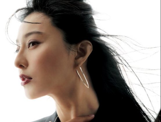  『显得』奔三的女人穿打底裤俗气,成熟女性怎么穿搭能显得优雅显气质?