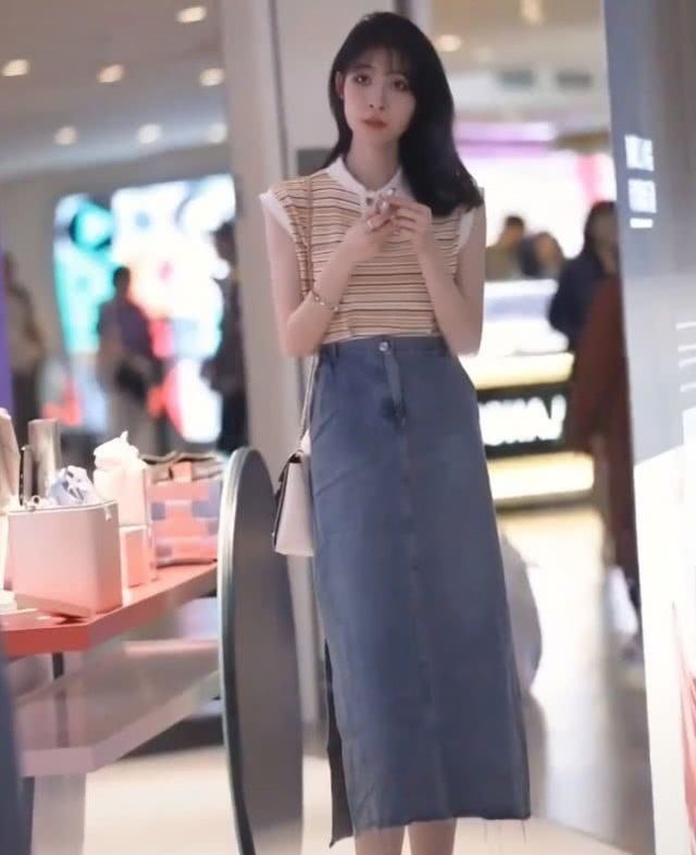  过时|小白裙早就过时了，现在流行“梯子裙”，洋气显高，让你轻松十倍