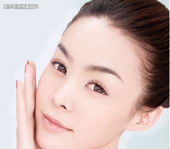 皮肤科医生总结5个使人留痘印的坏习惯，快看看自己站了几个了！