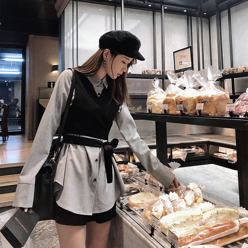 我矮不到1米6，但我从不乱打扮，穿今年超流行的小香风套装，美