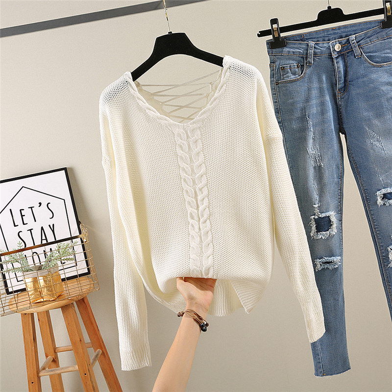 闺蜜身上的小衫换了一件又一件，简直美嫩的太迷人