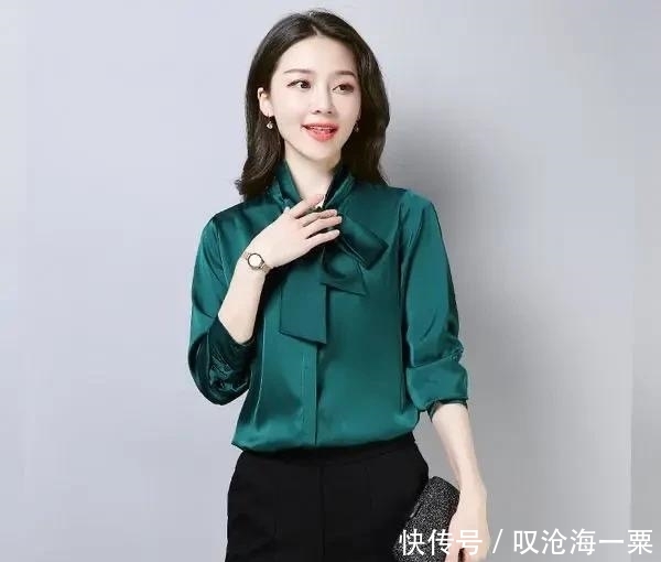 『依旧』“雪纺衫”依旧是妈妈们的心头爱,优雅洋气还美嫩,怎么穿都好看