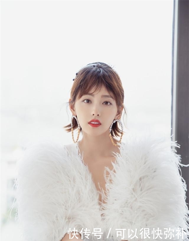 「气质」女人到了40岁,多尝试这4种时髦减龄的“发型”,显气质有女人味