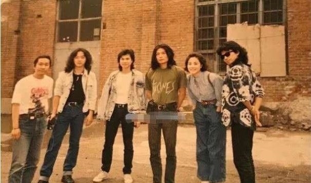『风华绝代』不老女神!38张王菲的珍贵老照片曝光,真的是天生丽质,风华绝代