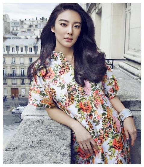 张雨绮最性感写真照，图一清纯，图二诱人，图六女人味十足！