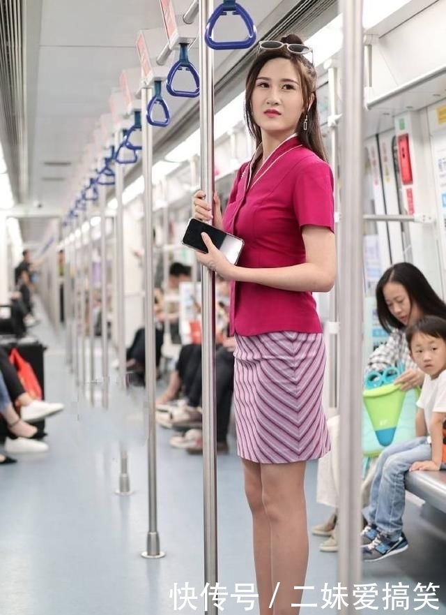 【女性】高跟鞋独占时尚鳌头,是展现女性魅力的不二选择