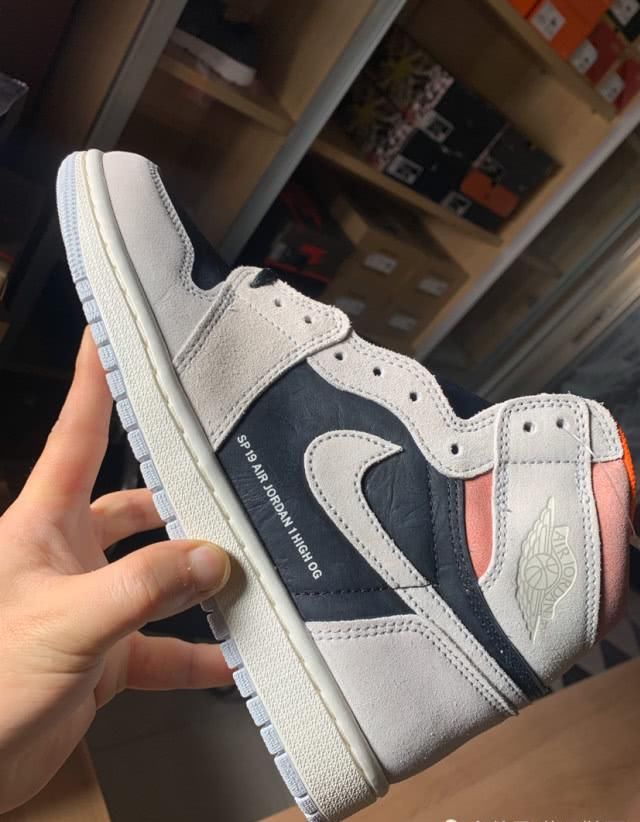  『麂皮』AJ1灰麂皮，开箱测评！