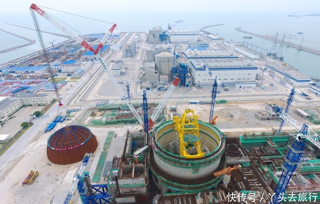 中国再送巴铁大礼，巨型“铁蛋”助巴解决用电难题，印度红了眼