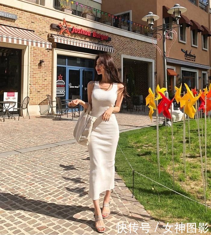 紧身衣、包臀裙、牛仔裤，身材好的小姐姐，穿什么都好看！