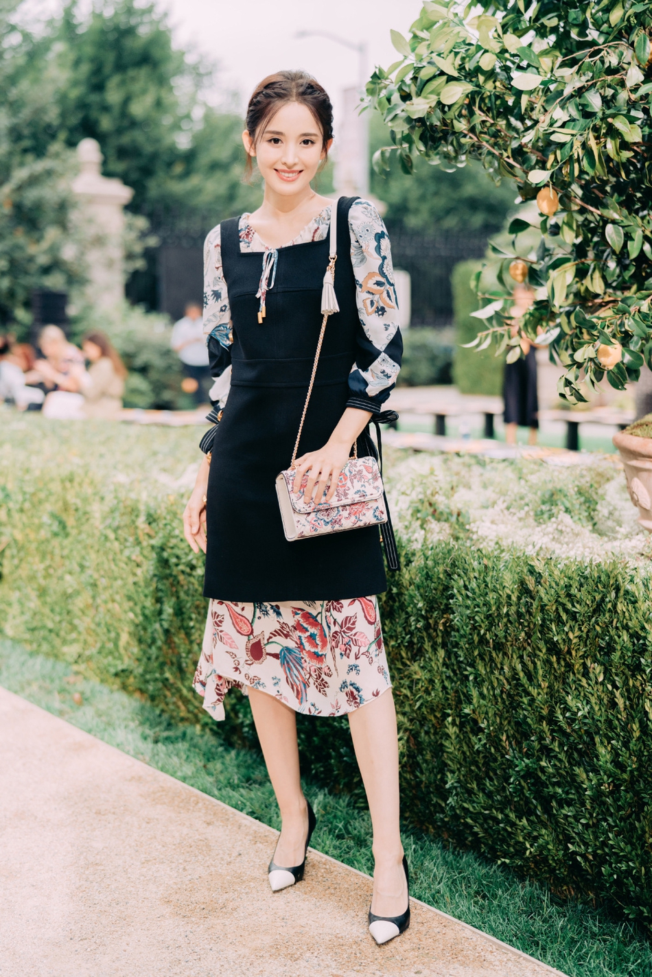 李冰冰景甜娜扎孟美岐金晨现身纽约时装周