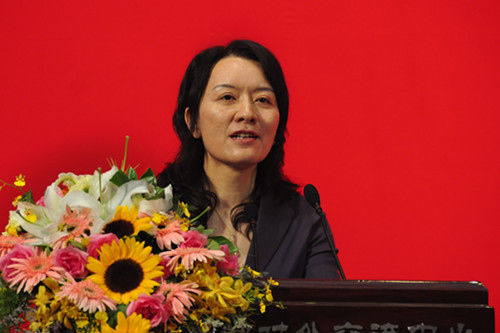 副部级女将履新香港 她曾让我们与人民日报如此亲近