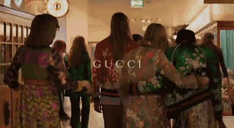 #设计#这季的GUCCI大秀“童装”大秀中,拥有“厌世脸”的她最惊艳