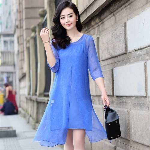 小姨都45了还这么会穿，出门必备连衣裙，美嫩如少女，人人都夸