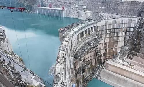  时间■如果要放光三峡的水，需要多长时间？